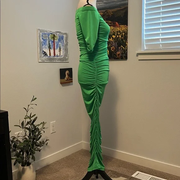 NWT L’Agence Body Con Midi - Picture 5 of 11